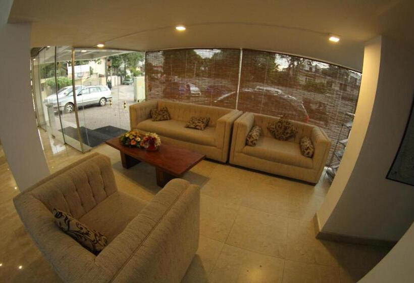 בית מלון כפרי Janaki