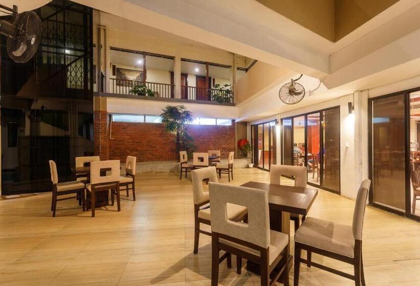 בית מלון כפרי Janaki