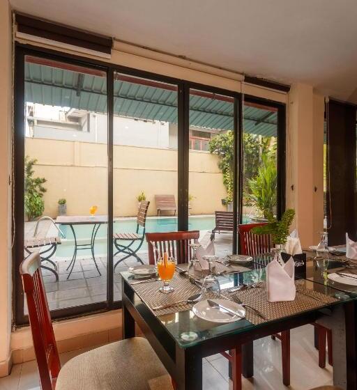 בית מלון כפרי Janaki