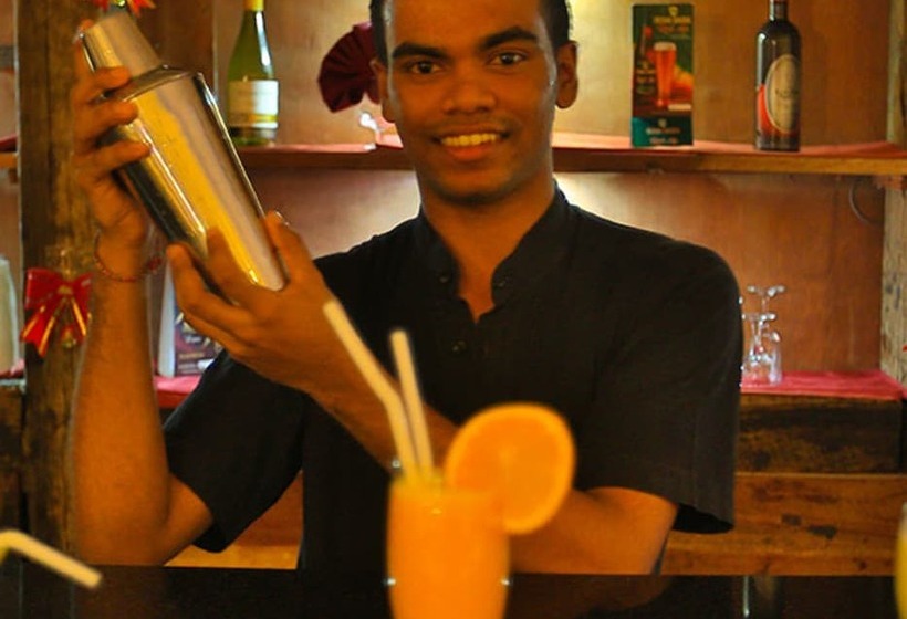 Отель Lanka Super Corals