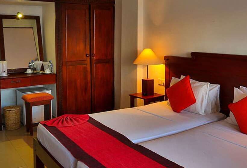 Отель Lanka Super Corals