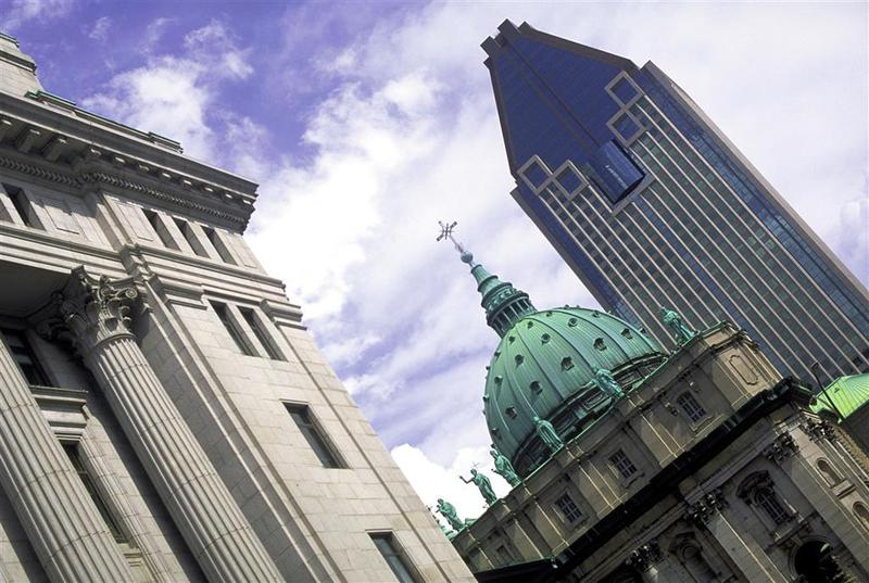 Отель Le Centre Sheraton Montreal