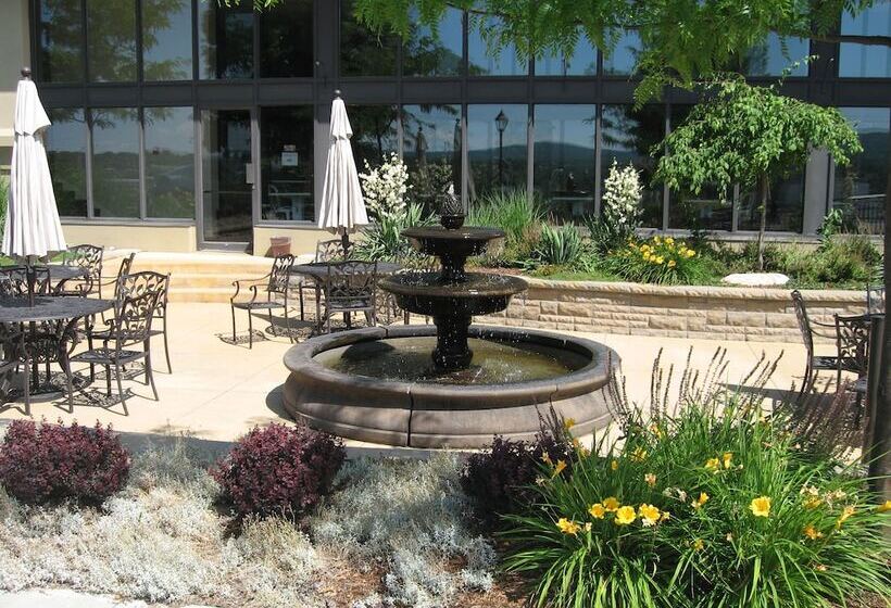 فندق Le President Sherbrooke