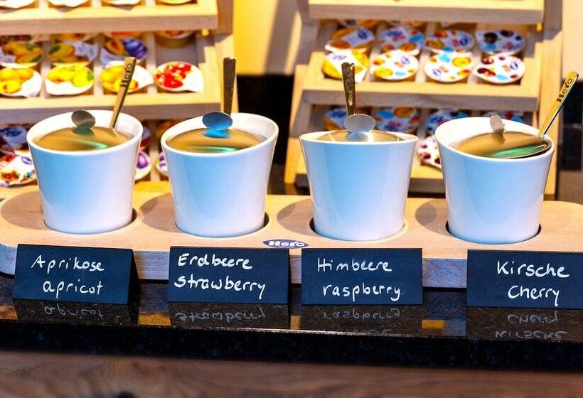 ホテル Linde   24h Self Check In