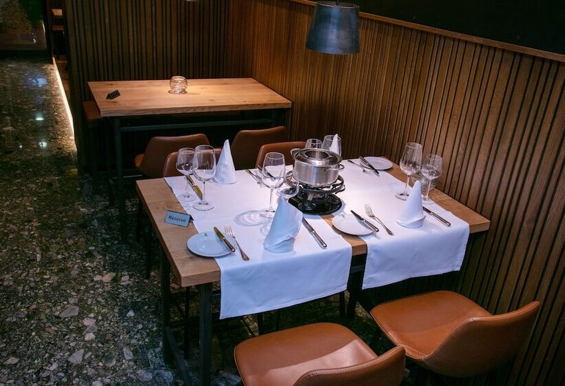 ホテル Linde   24h Self Check In