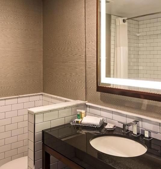 ホテル Lord Elgin