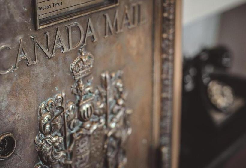 ホテル Lord Elgin