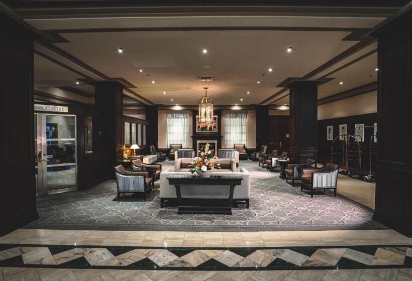 ホテル Lord Elgin