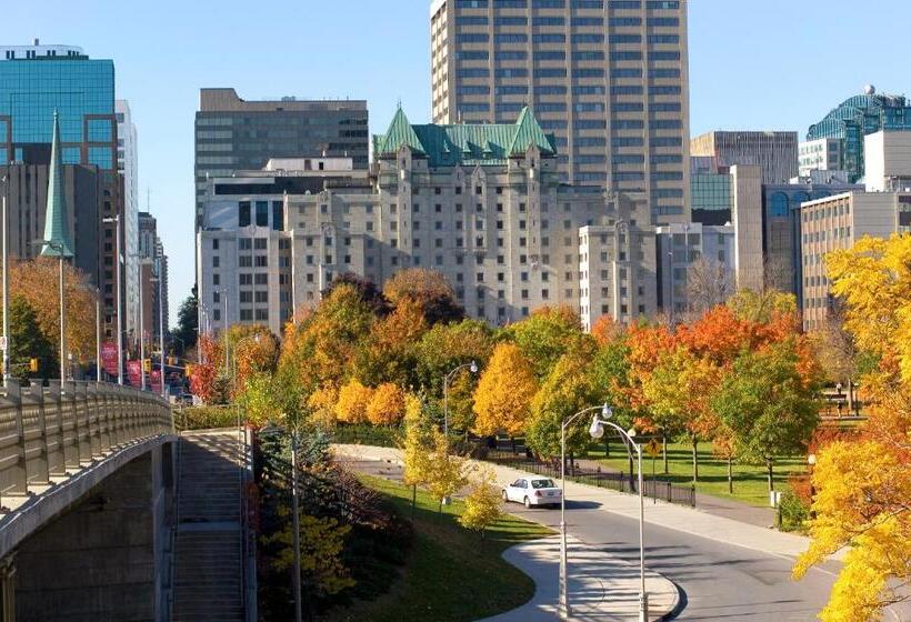 ホテル Lord Elgin