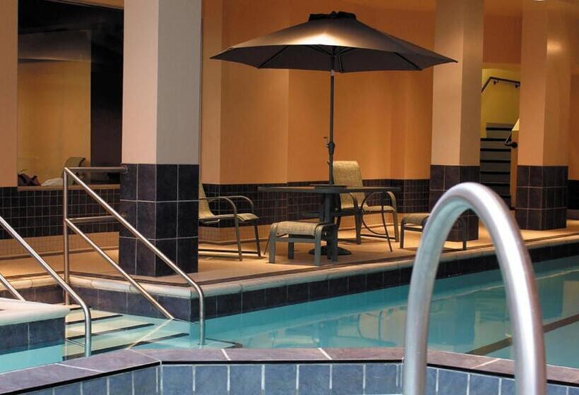 ホテル Lord Elgin