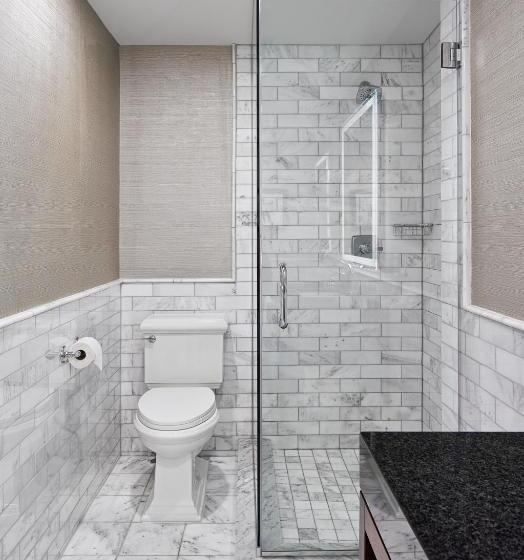 ホテル Lord Elgin