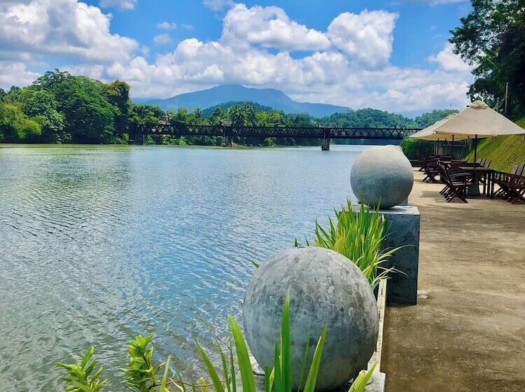 호텔 Mahaweli Reach