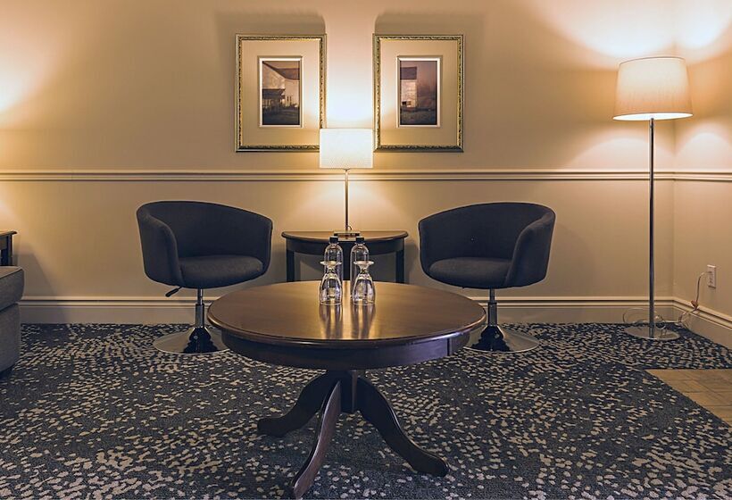 호텔 Manoir Des Sables Hôtel & Golf