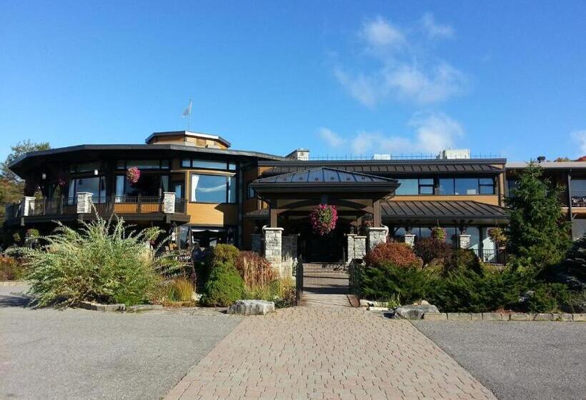 Отель Le Manoir Du Lac Delage