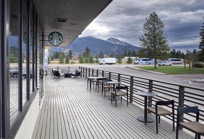 בית מלון כפרי Marmot Lodge Jasper