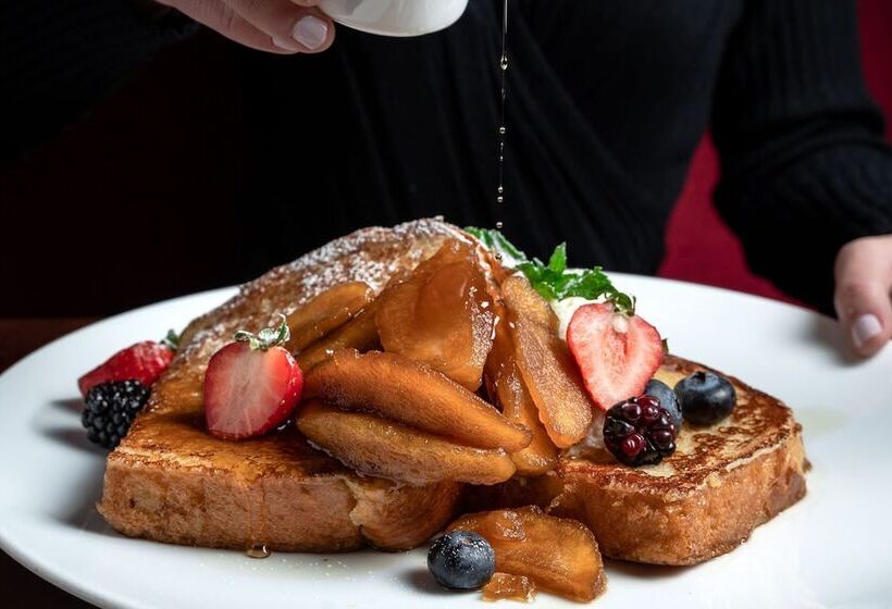 Metropolitan Hotel Vancouver