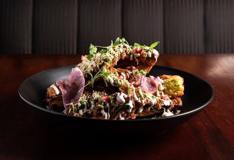 Metropolitan Hotel Vancouver