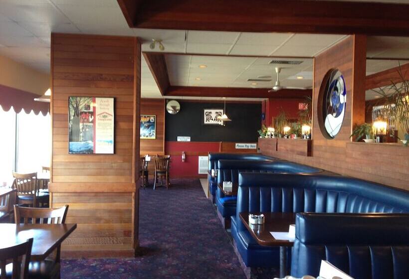 בית מלון כפרי Moby Dick Inn