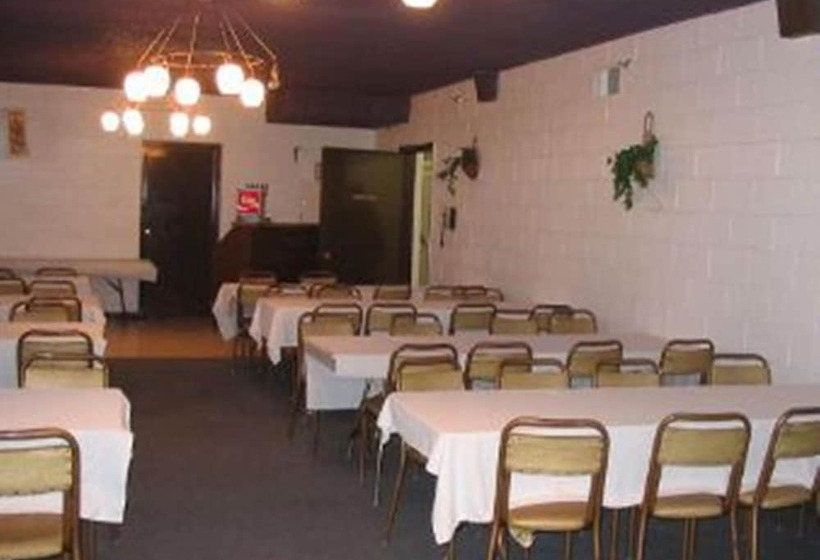 هتل Moosejaw Inn