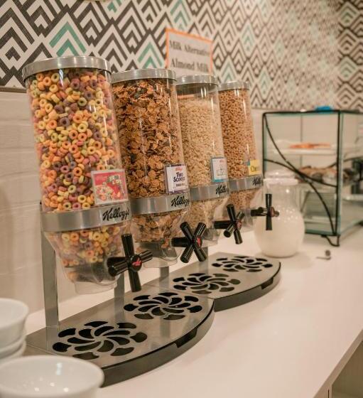 ホテル Mount Robson Inn