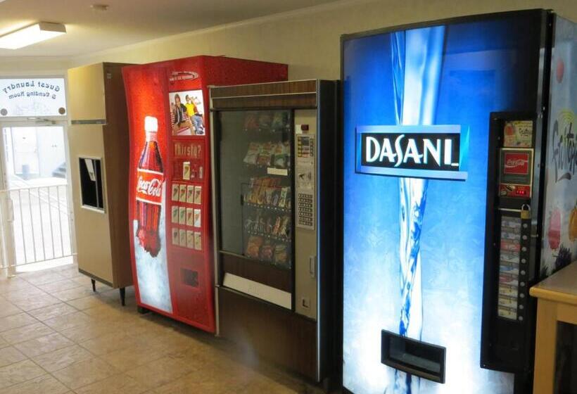 ホテル Mount Robson Inn