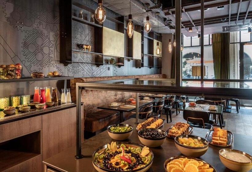 ホテル NH Bern The Bristol