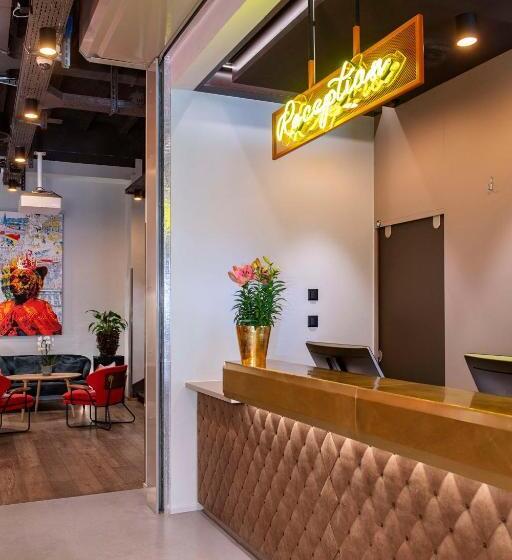 ホテル NH Bern The Bristol