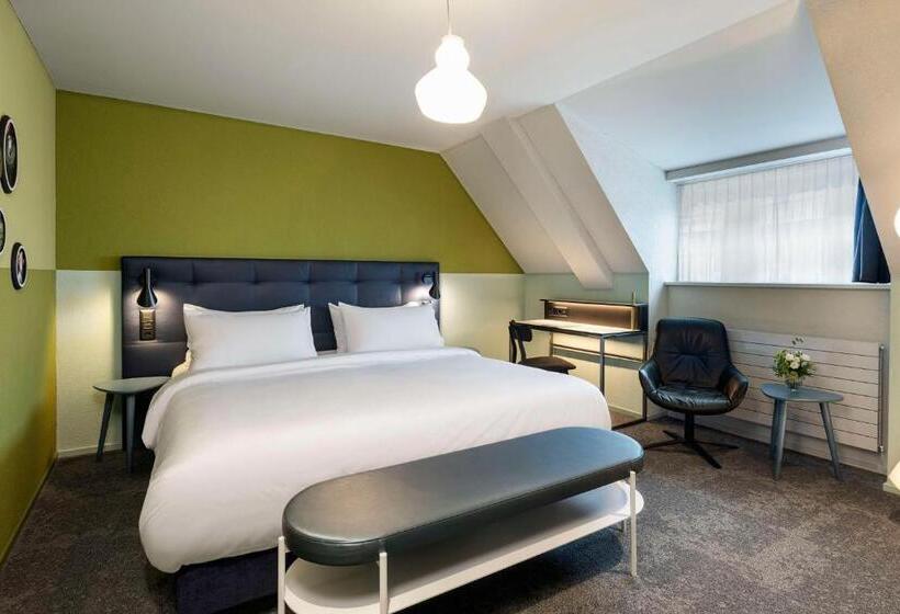 ホテル NH Bern The Bristol