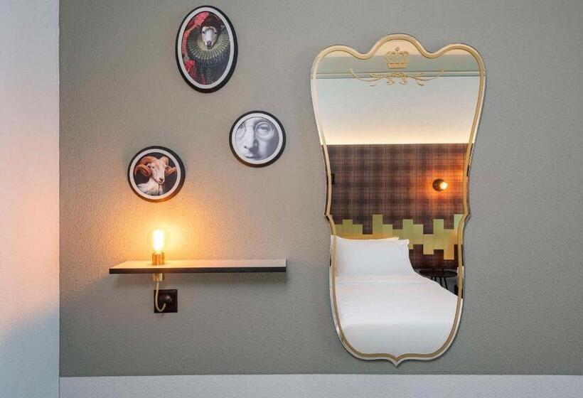 ホテル NH Bern The Bristol