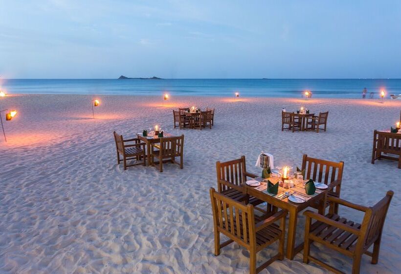 ホテル Nilaveli Beach