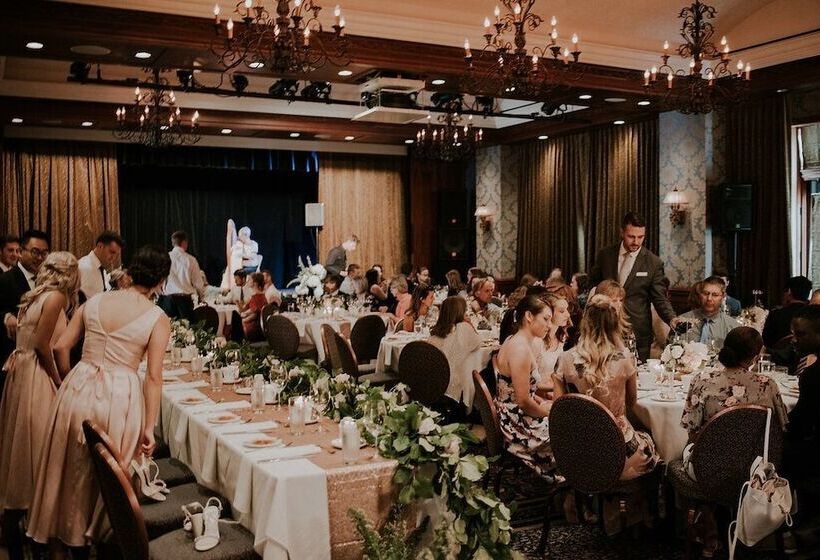 酒店 Oak Bay Beach