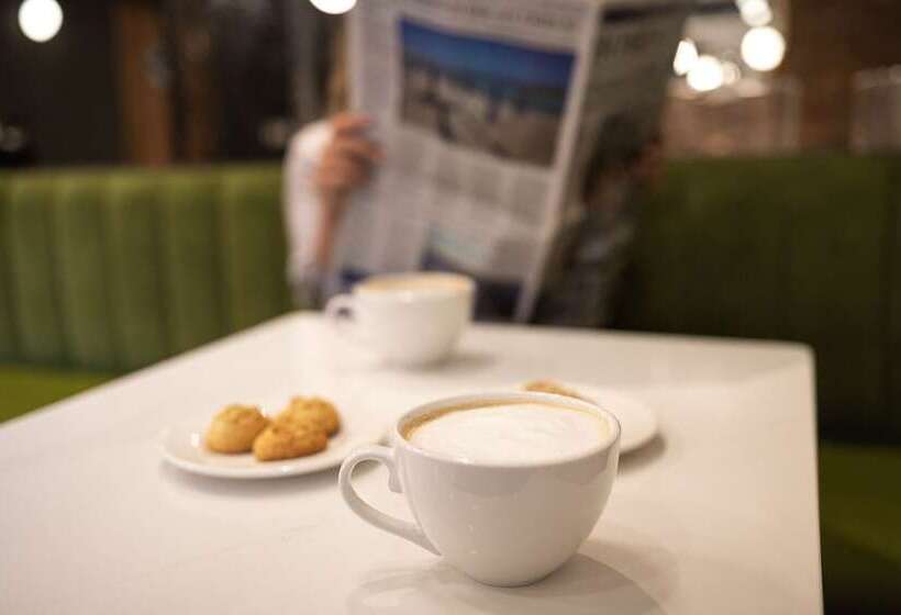 酒店 Oak Bay Beach