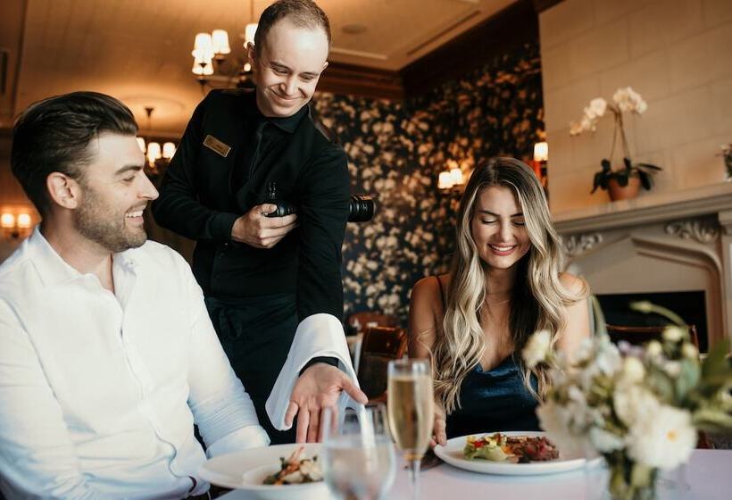 酒店 Oak Bay Beach