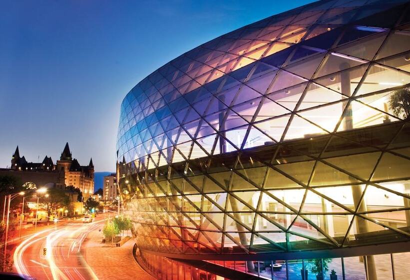 Отель Ottawa Marriott