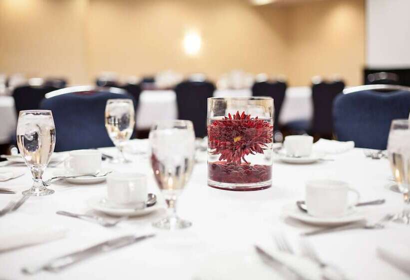 Отель Ottawa Marriott