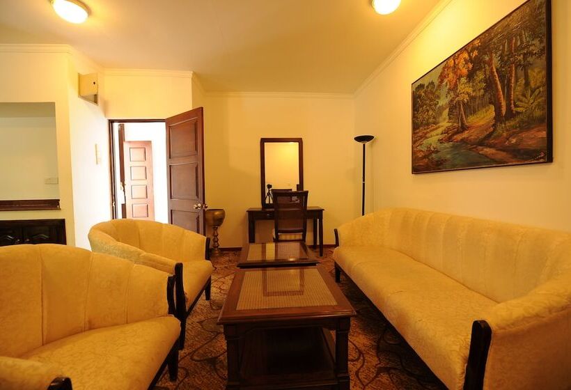 فندق Palms, Mount Lavinia