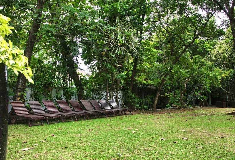 فندق Palms, Mount Lavinia