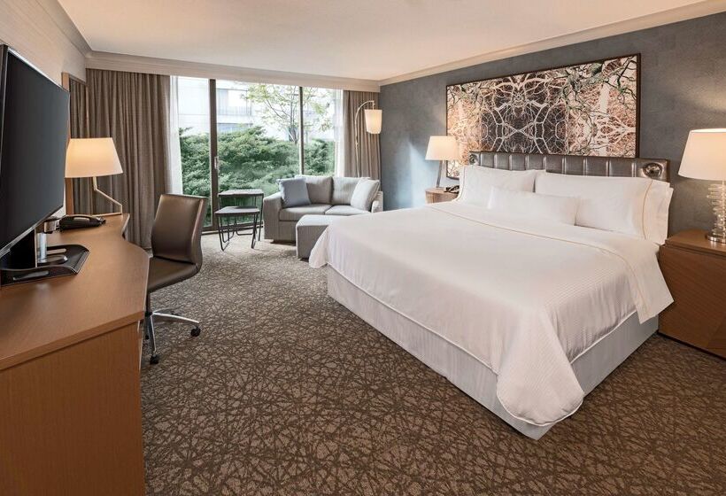 Отель Pan Pacific Toronto