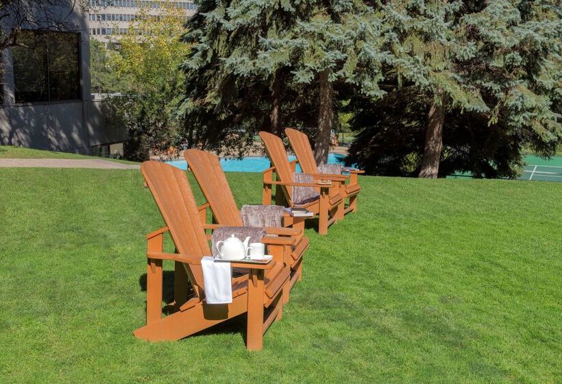 Отель Pan Pacific Toronto