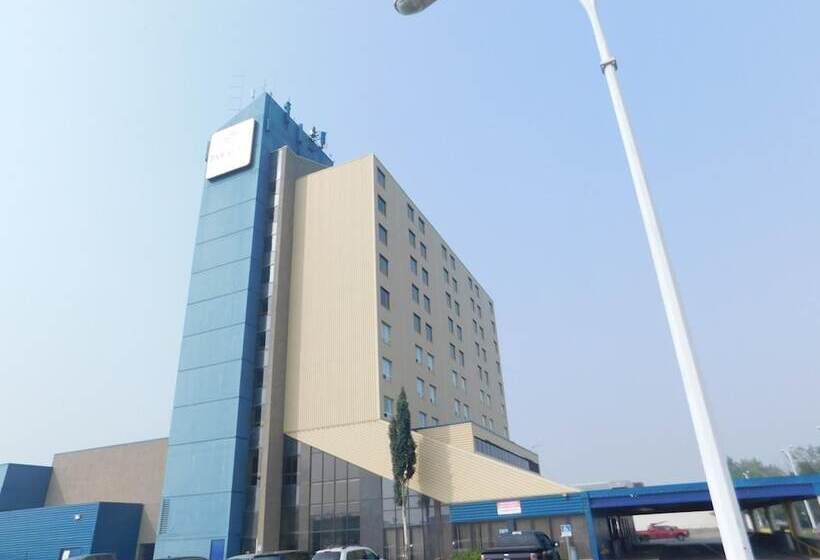 فندق Paradise Inn & Conference Centre