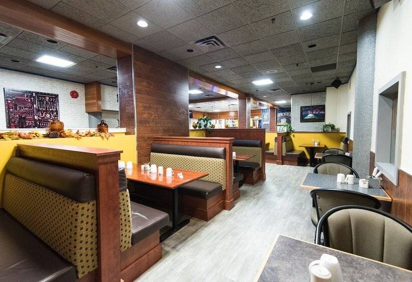 فندق Paradise Inn & Conference Centre