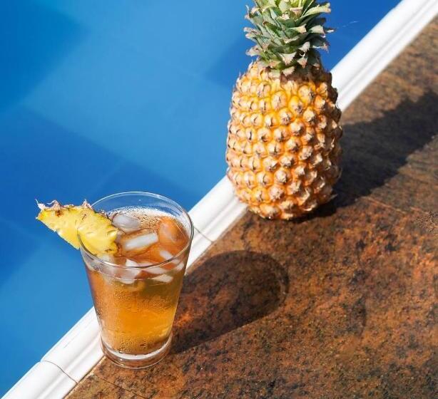 Отель Peacock Beach Resort & Spa