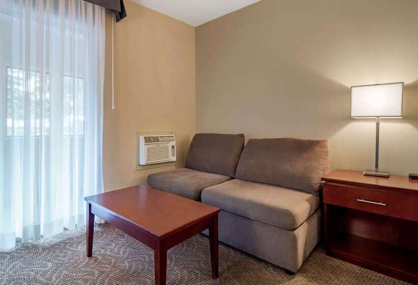 ホテル Penticton, Independent