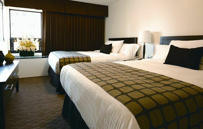 ホテル Place Louis Riel Suite