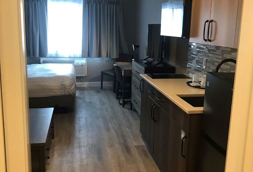 Prestige Hudson Bay Lodge & Conference Centre, Worldhotels Crafted Collection