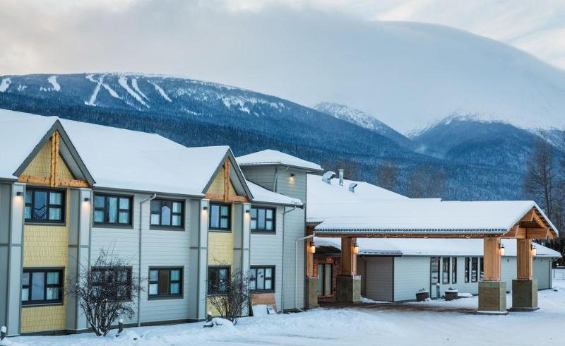 Prestige Hudson Bay Lodge & Conference Centre, Worldhotels Crafted Collection