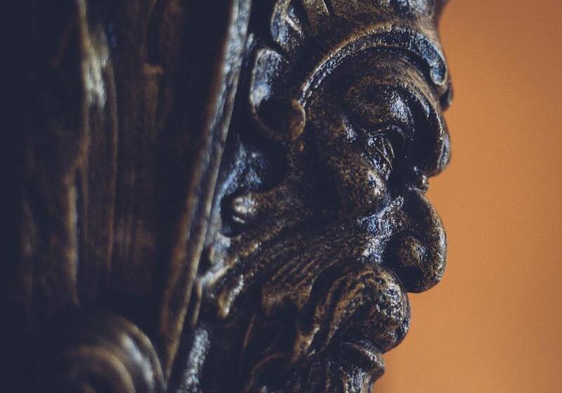 Prince Arthur Waterfront Hotel & Suites