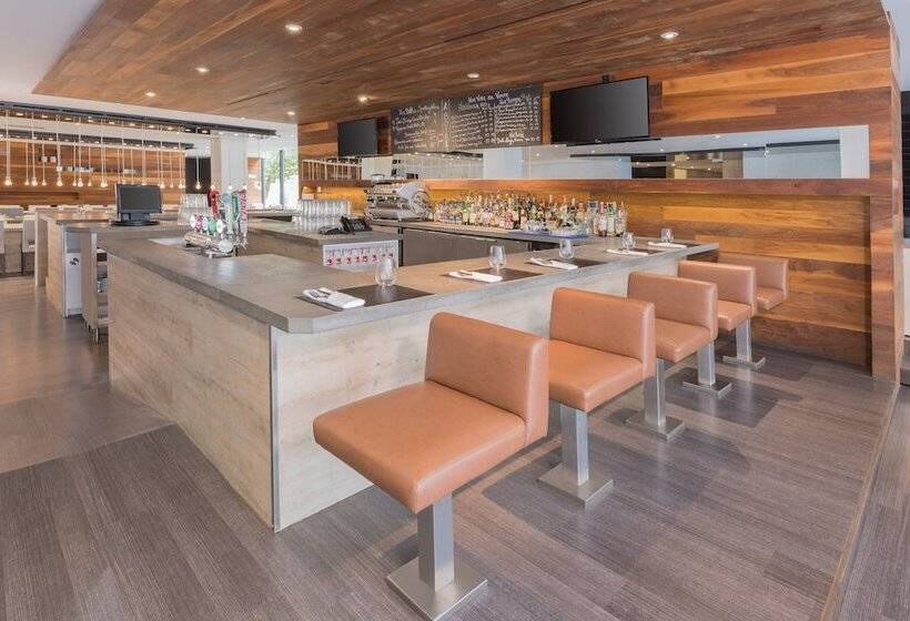 酒店 Pur, Quebec, A Tribute Portfolio