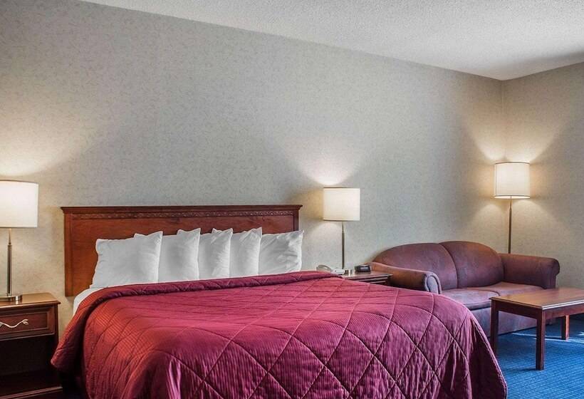 Quality Hotel & Suites Woodstock