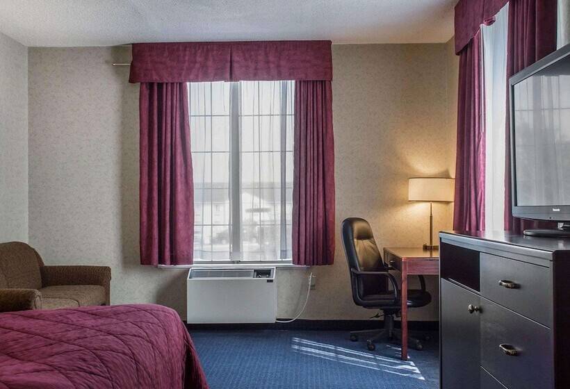 Quality Hotel & Suites Woodstock